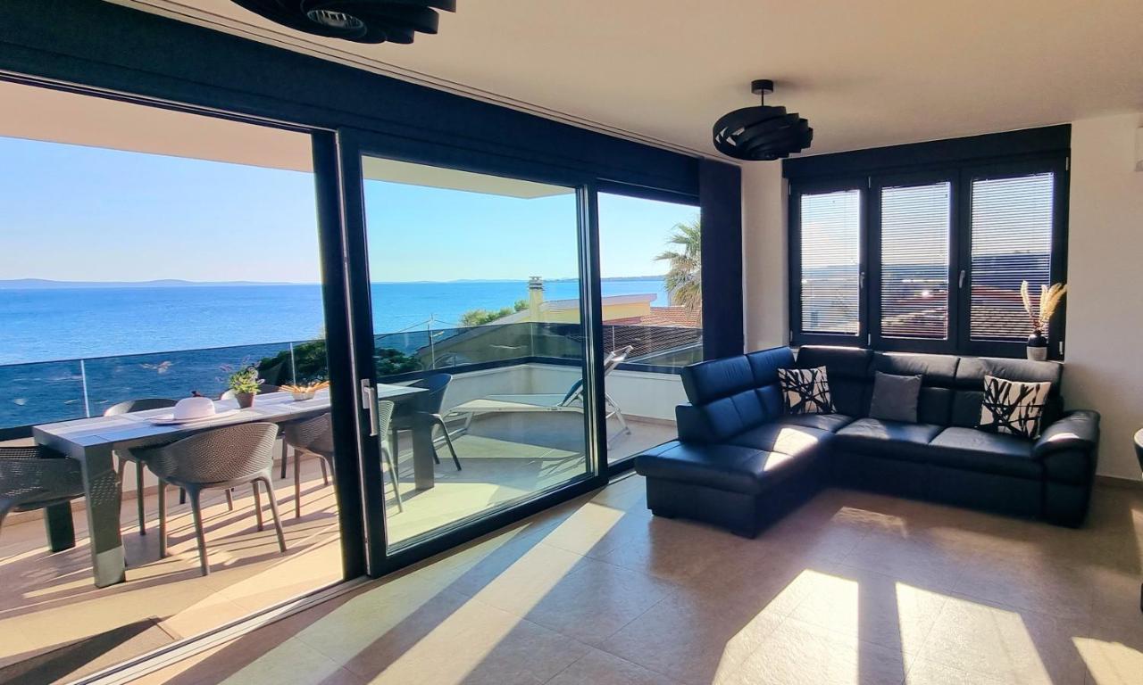 Dinary Penthouse Apartament Vir